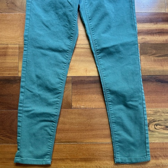 Democracy Ab Technology Ankle Skimmer - Picture 4 of 9